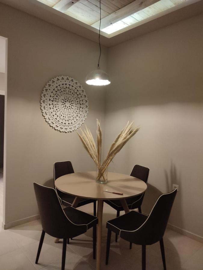 Gratelia Apartment Дамнони Экстерьер фото